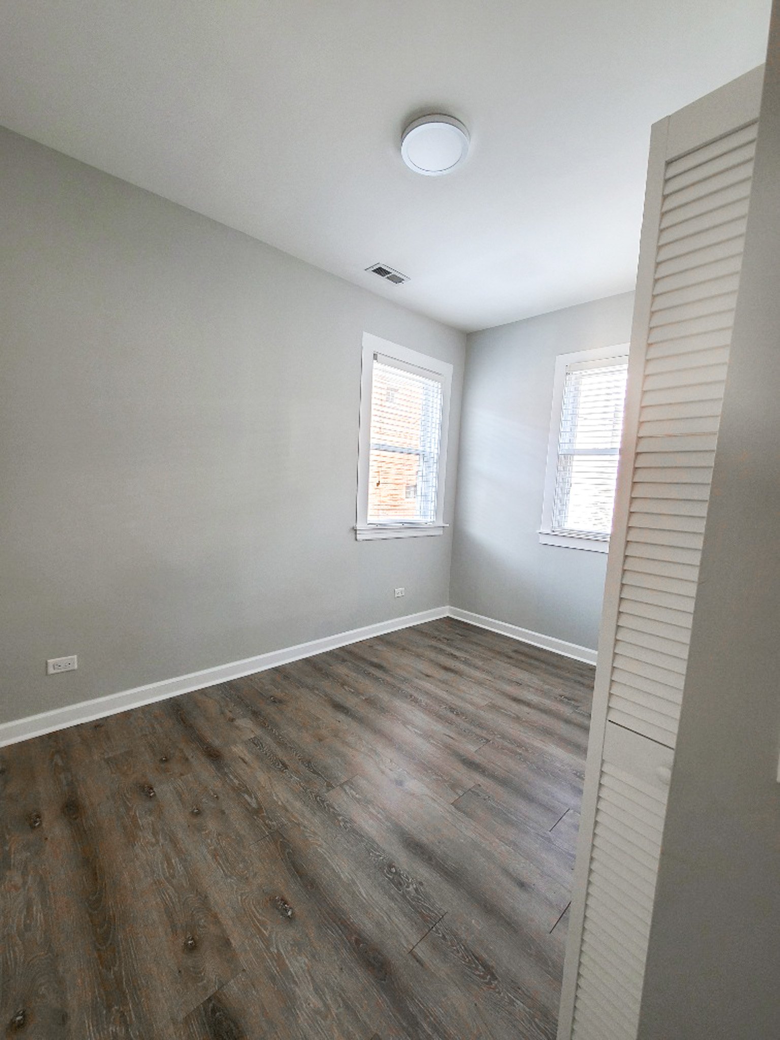 2608 N. Magnolia Ave. 2608 N. Magnolia Ave., Chicago, IL 60614 Lincoln Park - Leasing by Cross Street